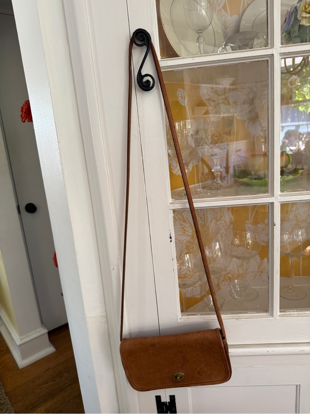Coach Vintage Brown Leather Crossbody Bag - Picture 2 of 9